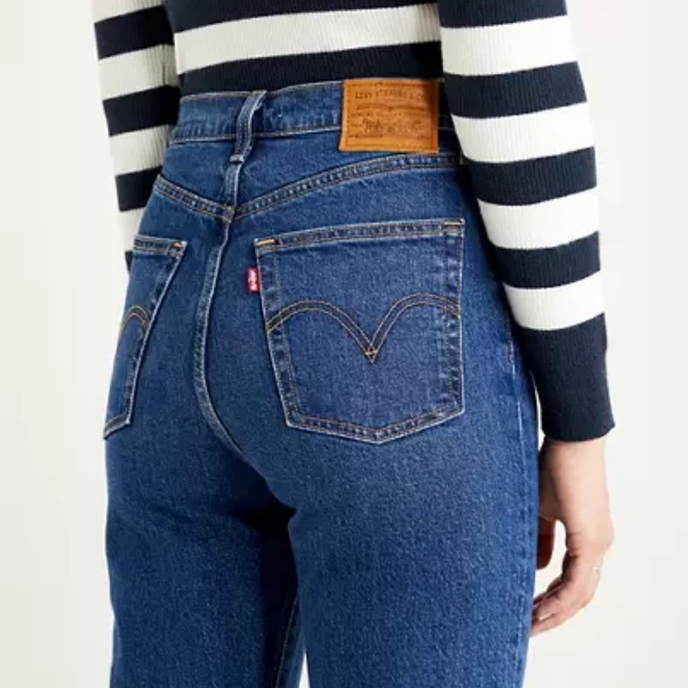 Levi’s Premium Ribcage Bootcut Jeans